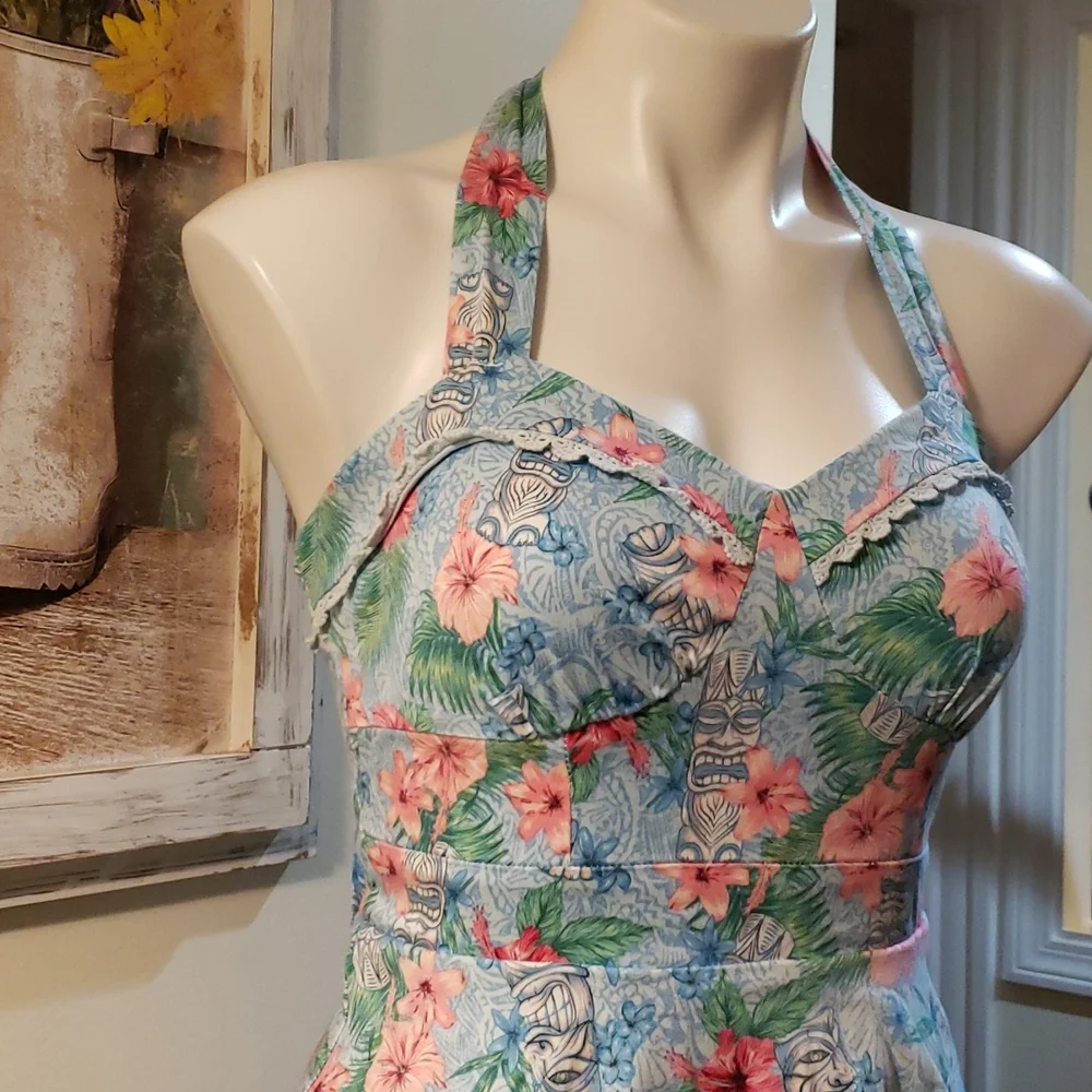 Hot Topic Dress - Picture 4 of 13